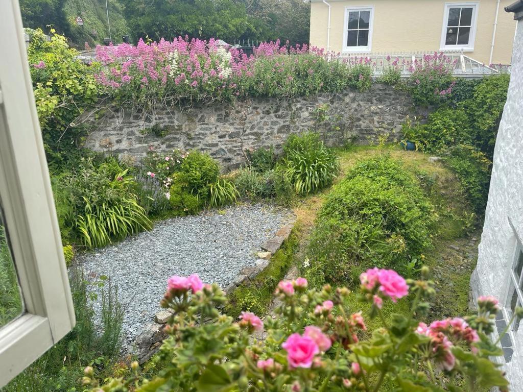 Cosy With Parking Holiday home